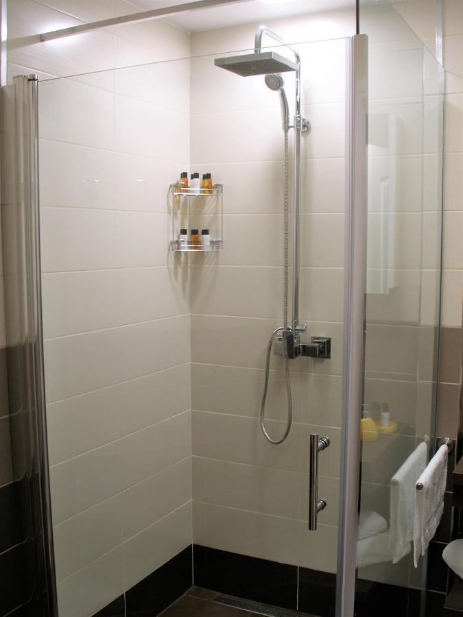 Apartamento Apartman Neverin Rijeka Exterior foto
